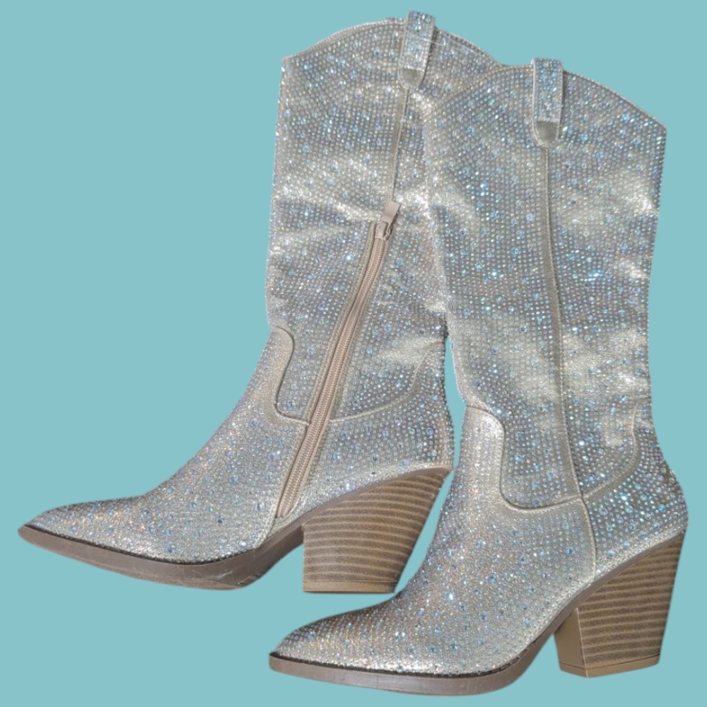 Silver Heeled Boots with Glittery Finish and Western Style